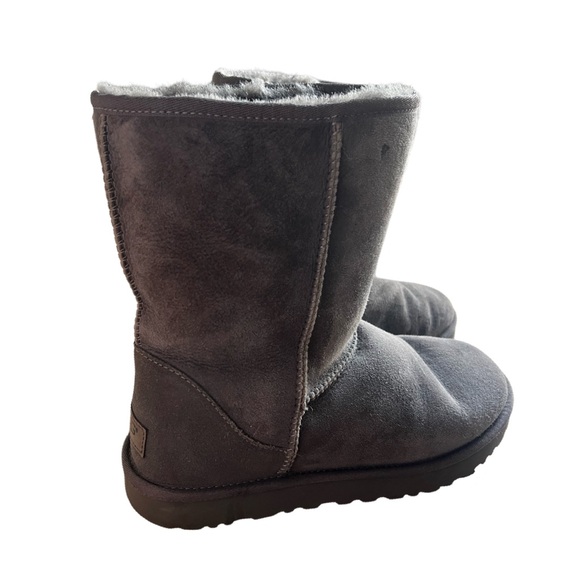 Classic short grey Ugg boot size 11 - Picture 2 of 7